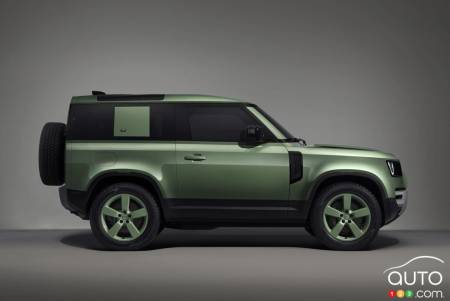 2023 Land Rover Defender 90, 75 Years edition, profile